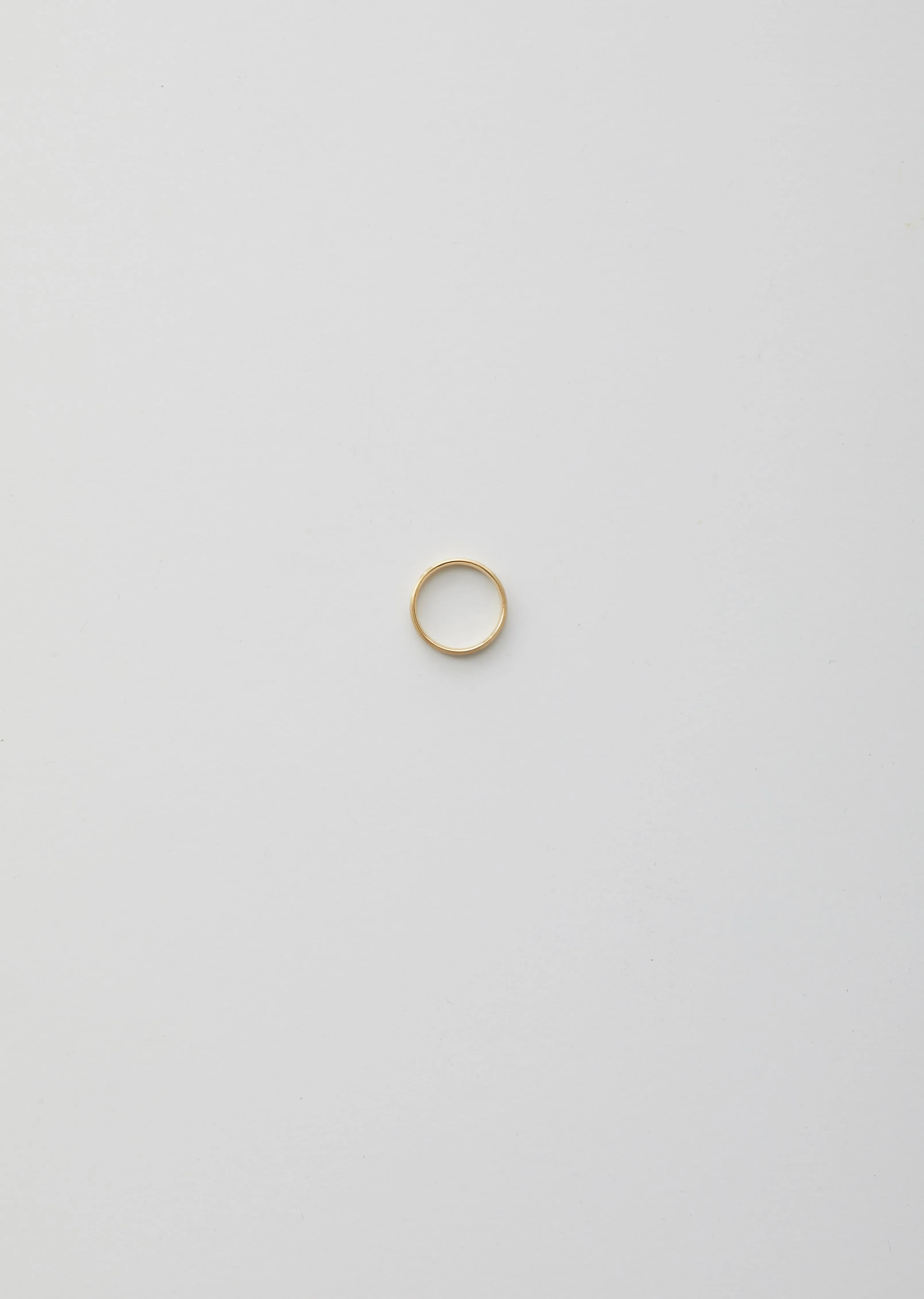 18K Classic Oval Ring — 3.0mm