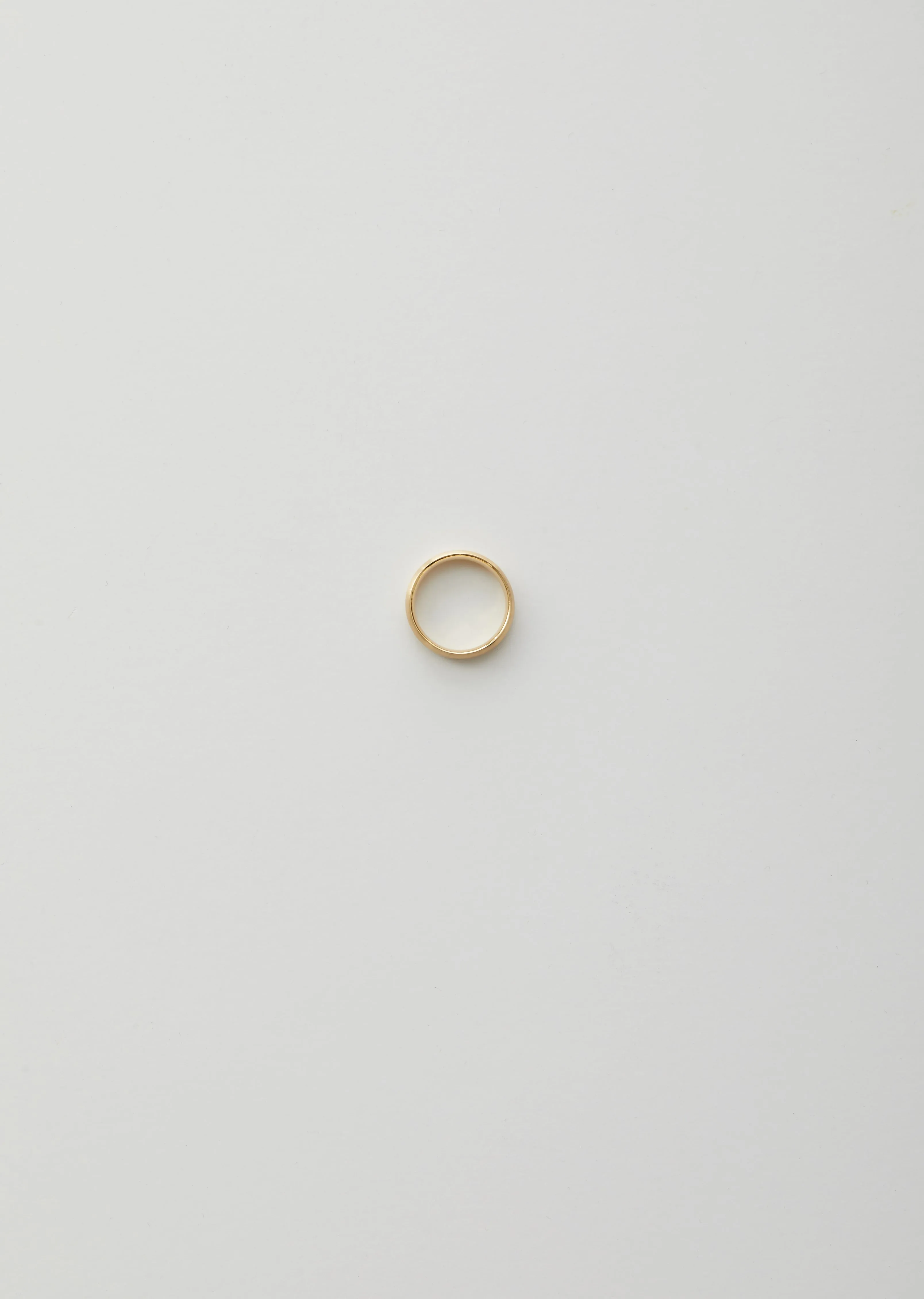 18K Classic Oval Ring — 4.5mm