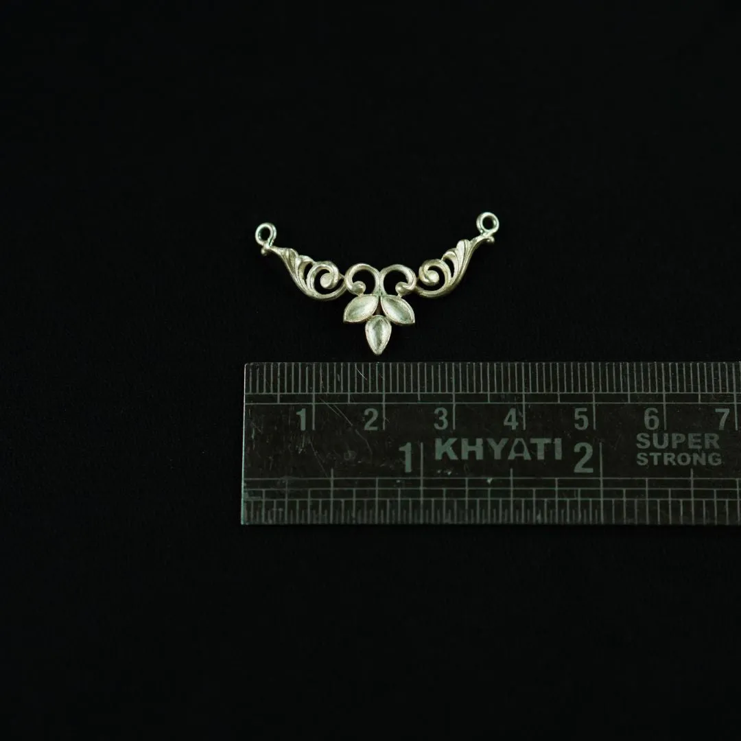 Regal Pendant