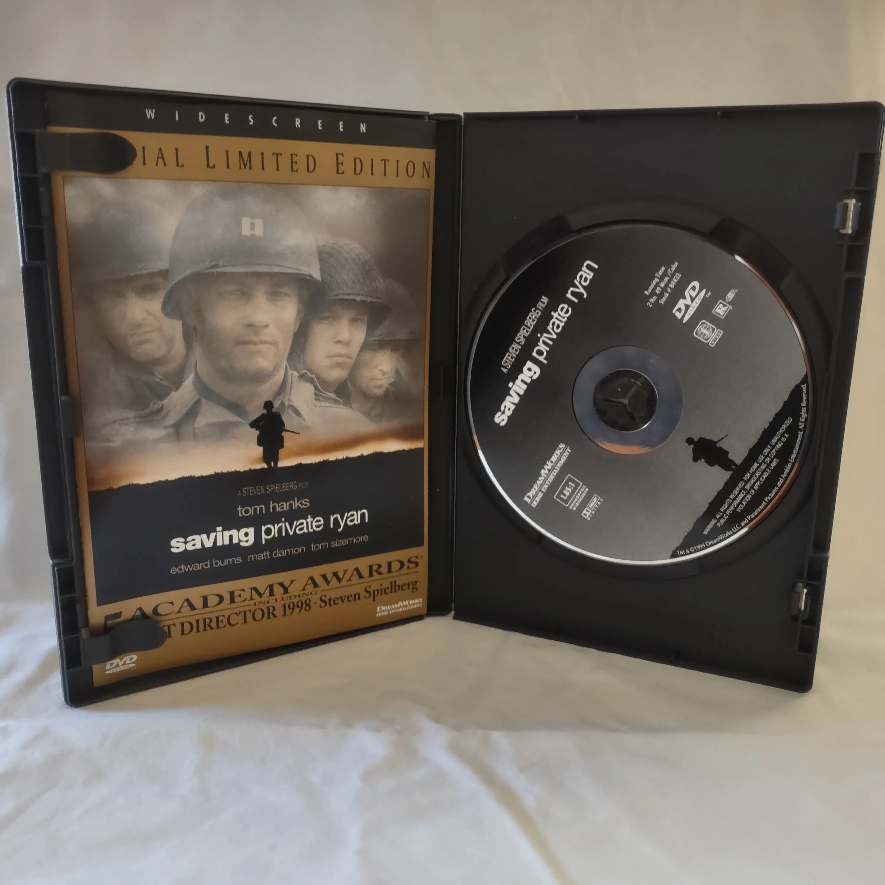 Saving Private Ryan Movie DVD Starring Tom Hanks Widescreen