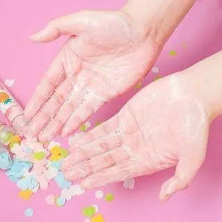 Travel Mini Soap Paper/Disposable Petal Fruit Soap Paper/Portable Bottled Soap Paper/New Hand-washing Soap / Child Hand Washing Soap Paper (Pack of 1, Random Color)